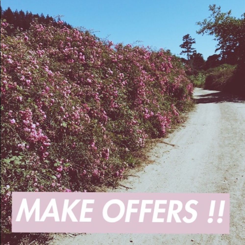 MAKE REASONABLE OFFERS !!